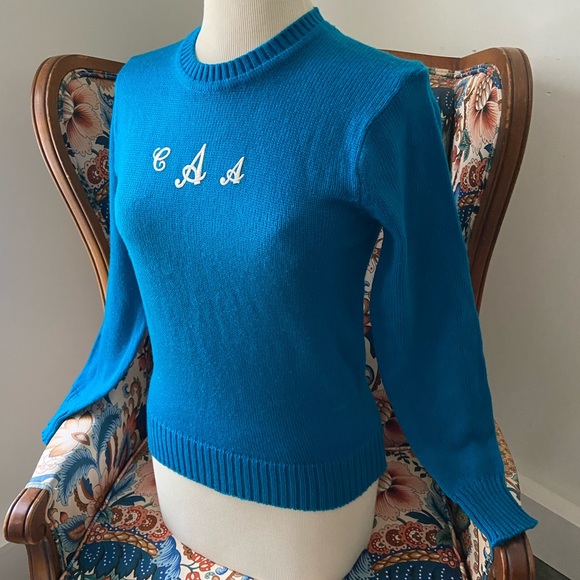 Vintage Monogram Sweater - Picture 4 of 5